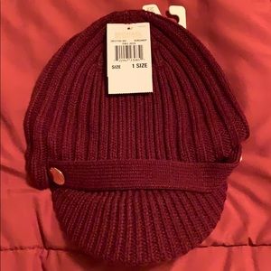 MICHAEL Michael Kors
Patchwork Cable-Knit Peak Hat
